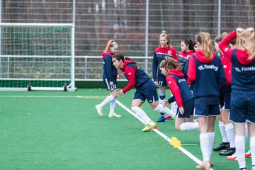 Bild 10 - wBJ VfL Pinneberg - St. Pauli : Ergebnis: 7:0 (Abbruch)